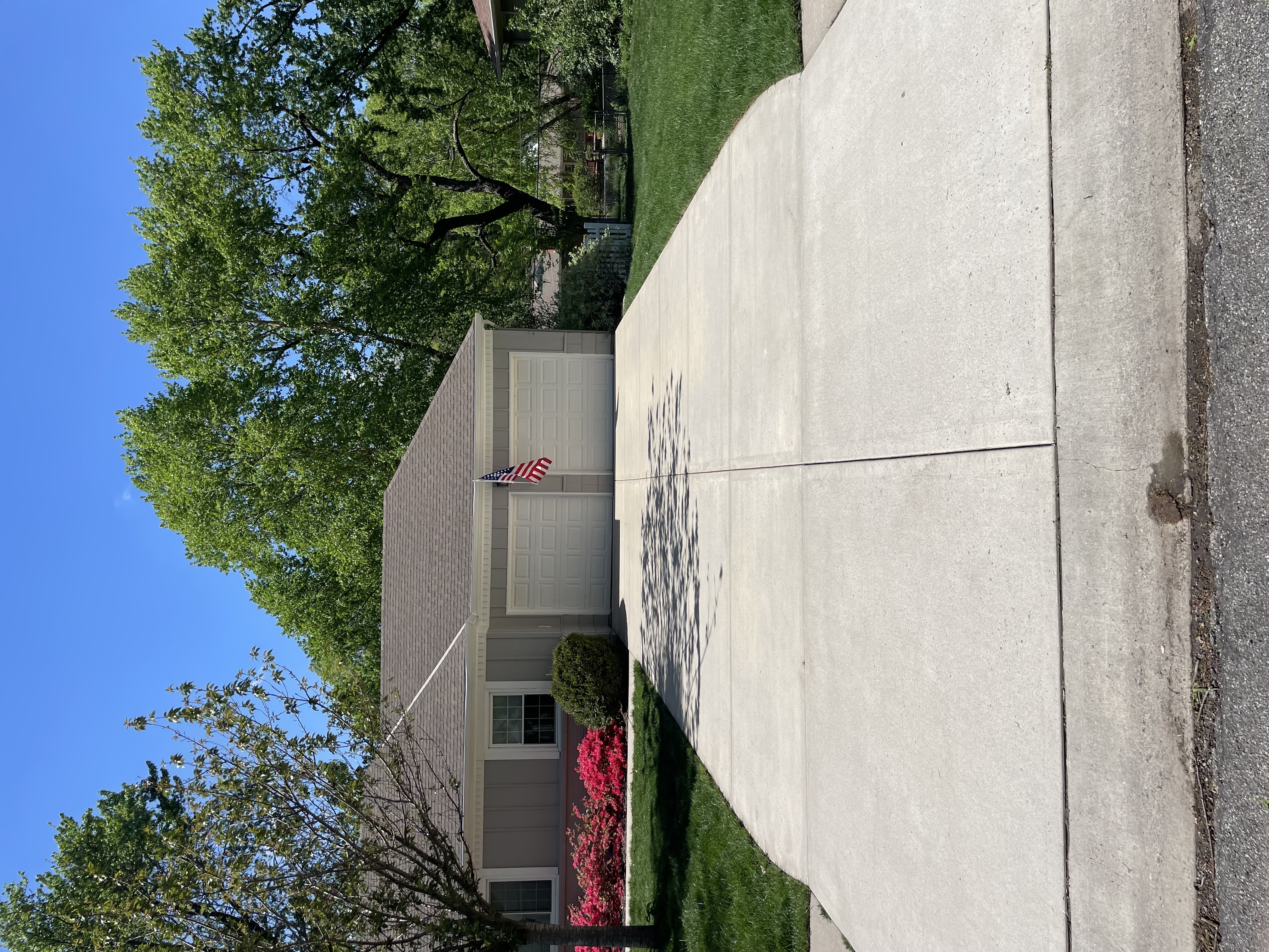 Freshly sealed driveway in Kansas City metro